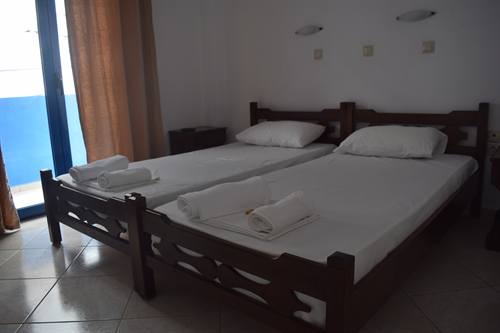 Zorbas Studios and Agia Roumeli