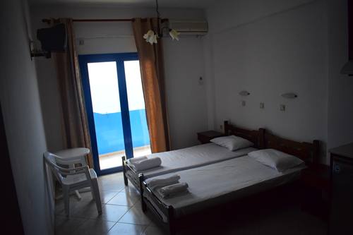Zorbas Studios apartment