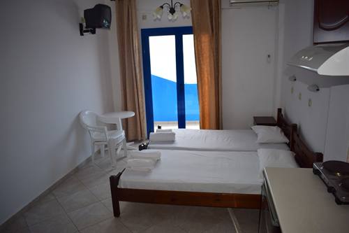 Zorbas Studios apartment